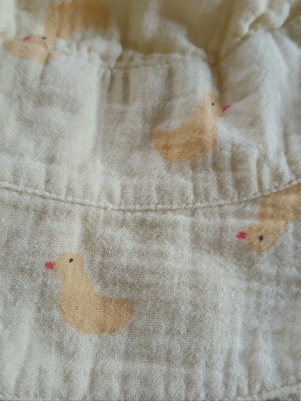 Hanna Anderson Yellow Baby Bucket Hat Duck Print Chin Strap Cotton Floppy 0-3 M